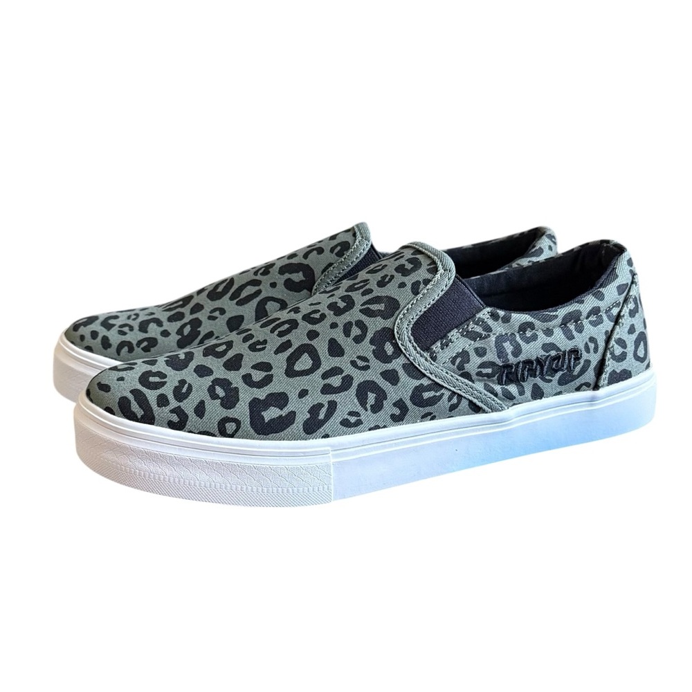 NWB RIPNDIP Unisex Spotted Slip On Shoes Size 8